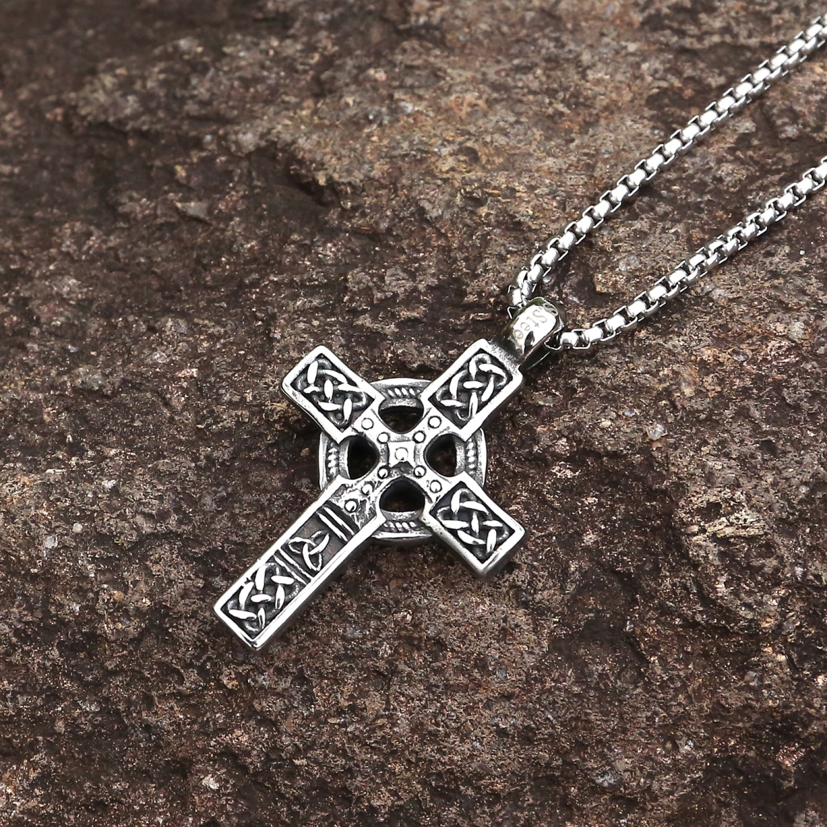 Celtic Cross Necklace US$2.9/PC-NORSECOLLECTION- Viking Jewelry,Viking Necklace,Viking Bracelet,Viking Rings,Viking Mugs,Viking Accessories,Viking Crafts