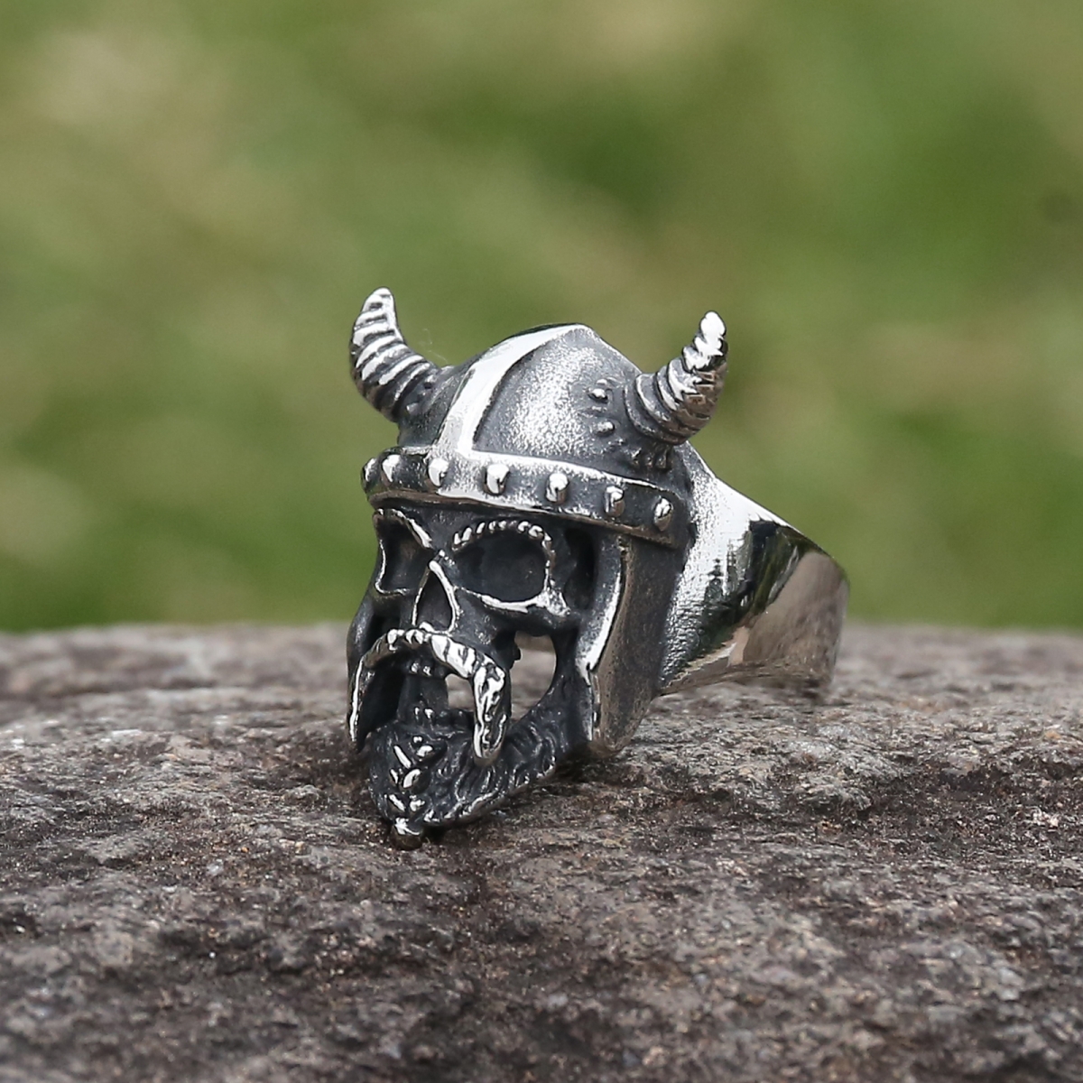 Ragnar 戒指 US$2.9/PC-NORSECOLLECTION- Viking Jewelry,Viking Necklace,Viking Bracelet,Viking Rings,Viking Mugs,Viking Accessories,Viking Crafts