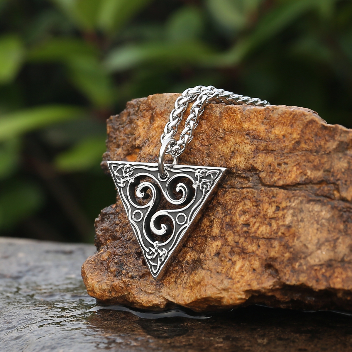 Celtic Necklace US$3.5/PC-NORSECOLLECTION- Viking Jewelry,Viking Necklace,Viking Bracelet,Viking Rings,Viking Mugs,Viking Accessories,Viking Crafts